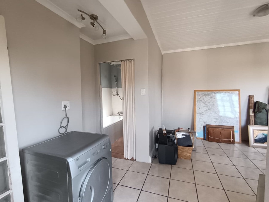 7 Bedroom Property for Sale in Walmer Eastern Cape